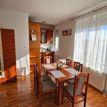 Fischer Apartman 3 Hajduszoboszlo Exterior photo