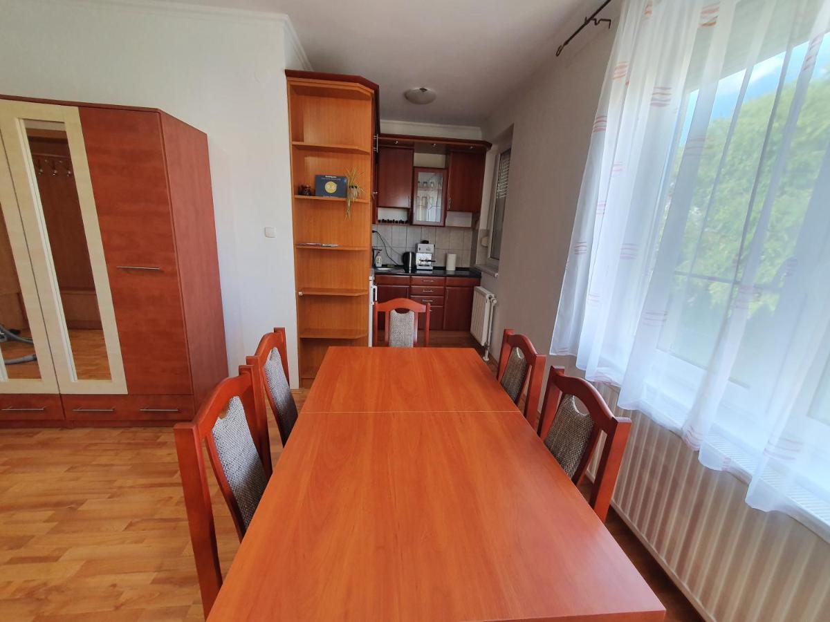 Fischer Apartman 3 Hajduszoboszlo Exterior photo