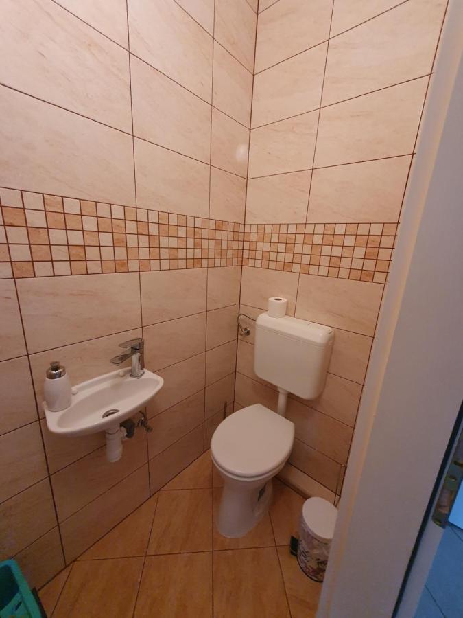 Fischer Apartman 3 Hajduszoboszlo Exterior photo