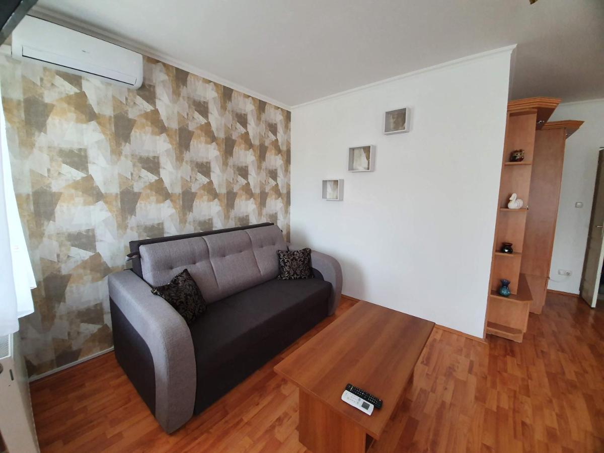 Fischer Apartman 3 Hajduszoboszlo Exterior photo